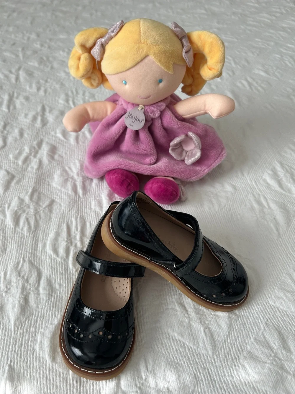 Elephantito Black Patent Mary Jane School Shoes, Gently Used, Sz. 8.